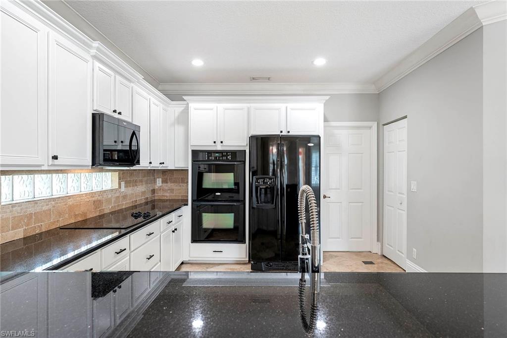 CATALINA ISLES - Residential