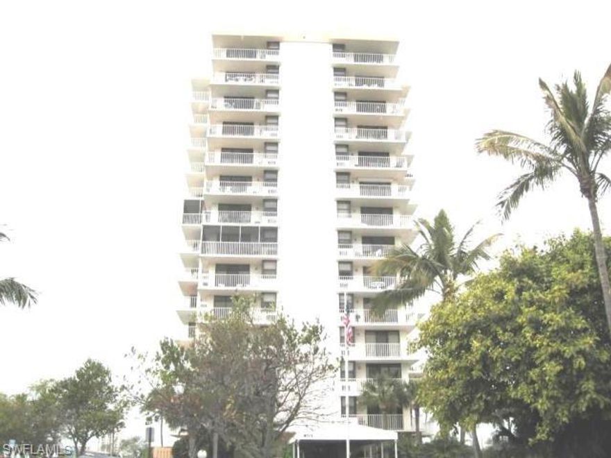 Can't beat this view!! 1 bedroom. Turn Key. Great investment property.