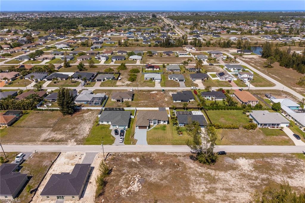 CAPE CORAL - Residential