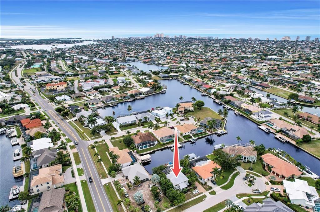 MARCO BEACH - Residential