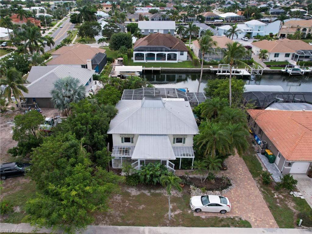 MARCO BEACH - Residential