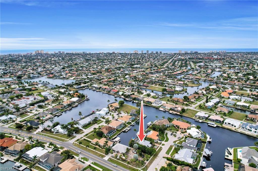 MARCO BEACH - Residential