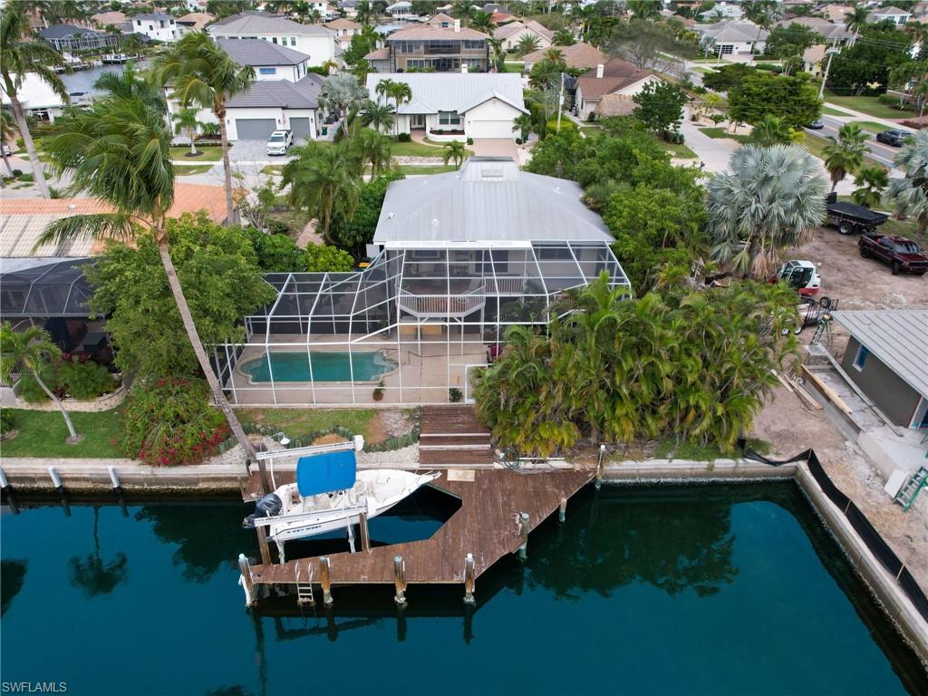 MARCO BEACH - Residential