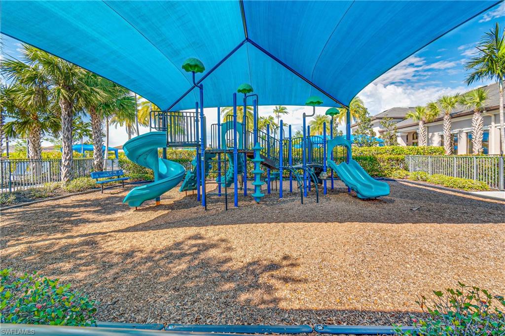 MARINA BAY - Residential