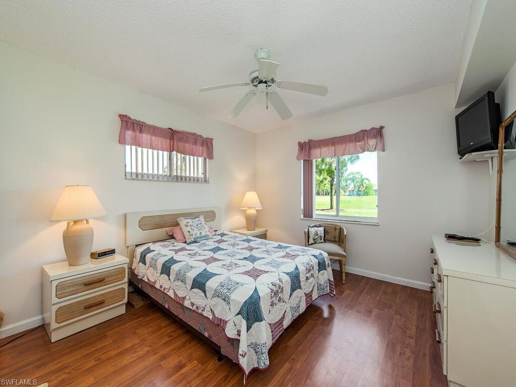 ANDOVER SQUARE - Residential