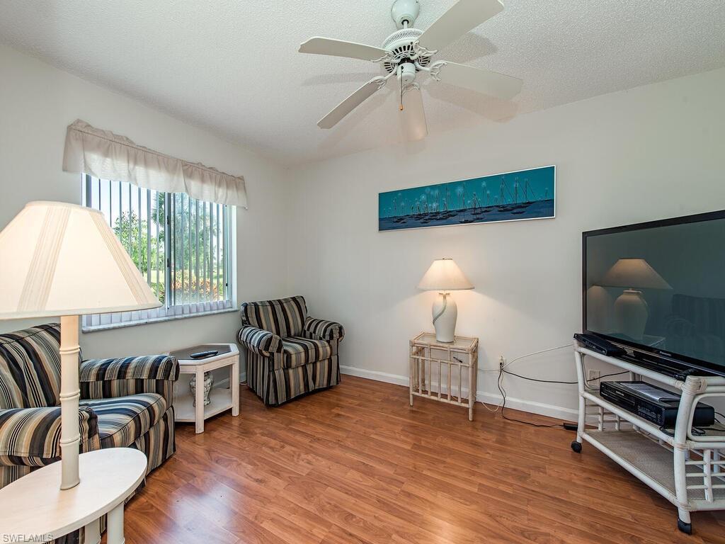 ANDOVER SQUARE - Residential