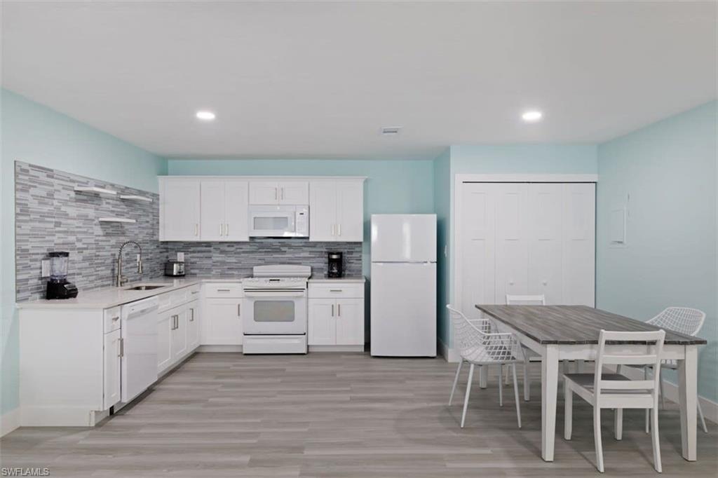 BONITA VILLAGE - Residential