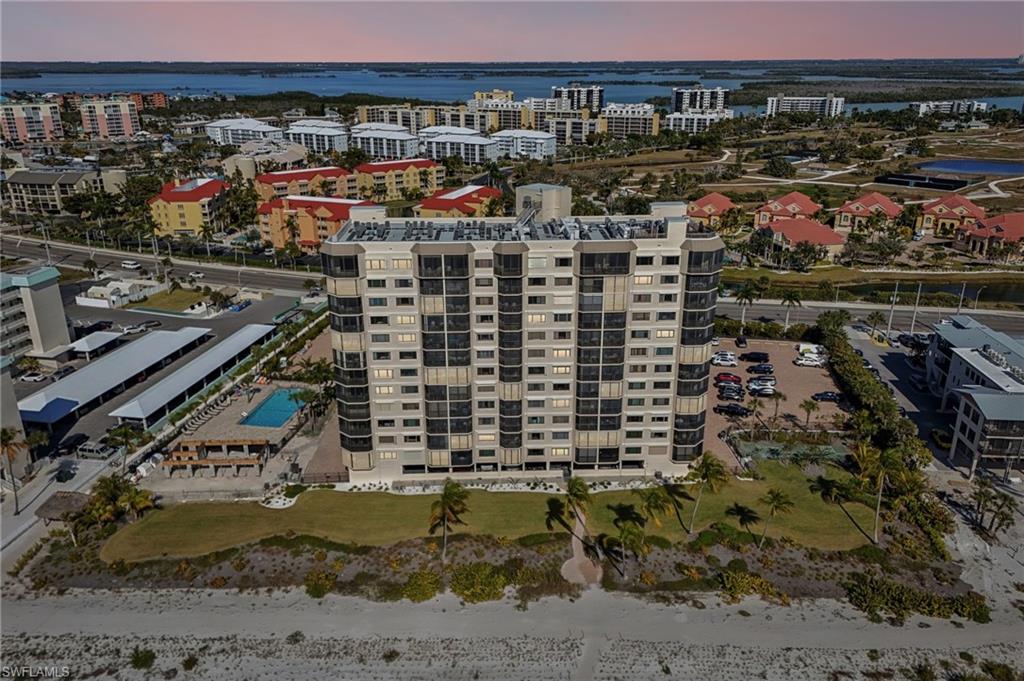 RIVIERA CLUB - Residential