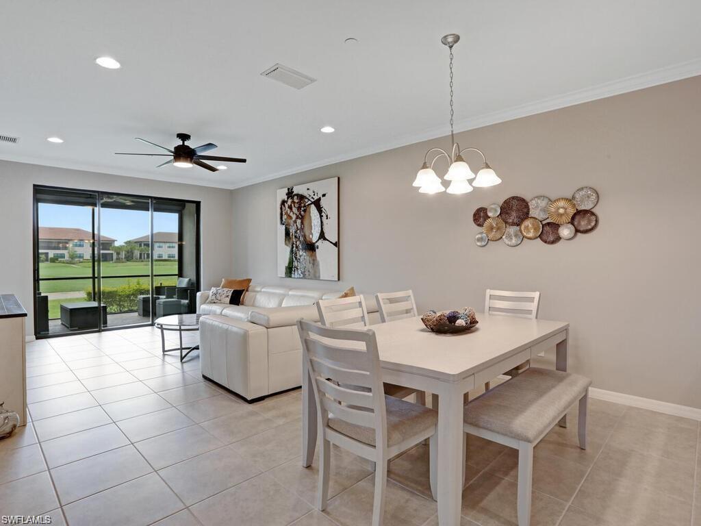 ESPLANADE - Residential Lease