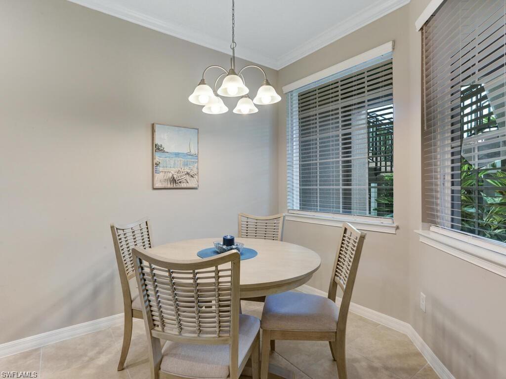 ESPLANADE - Residential Lease