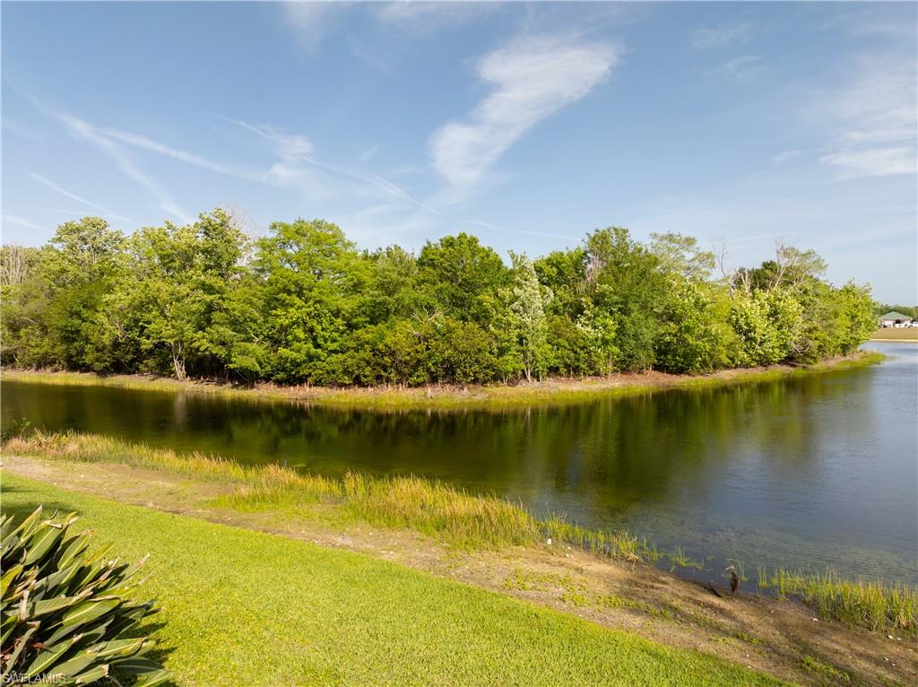 EAGLE POINTE - Residential