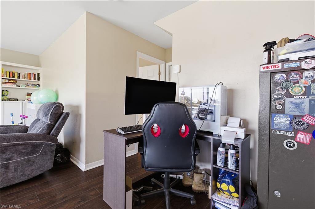 EAGLE POINTE - Residential