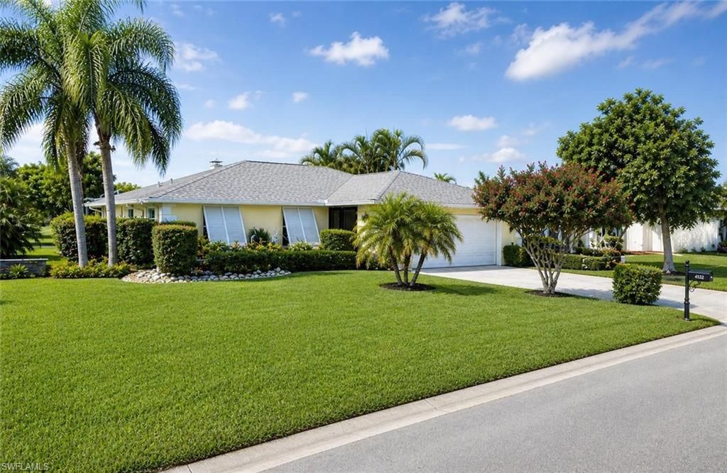 Photo of 4552 Eagle Key CIR, NAPLES, FL 34112 (MLS # 226018021)