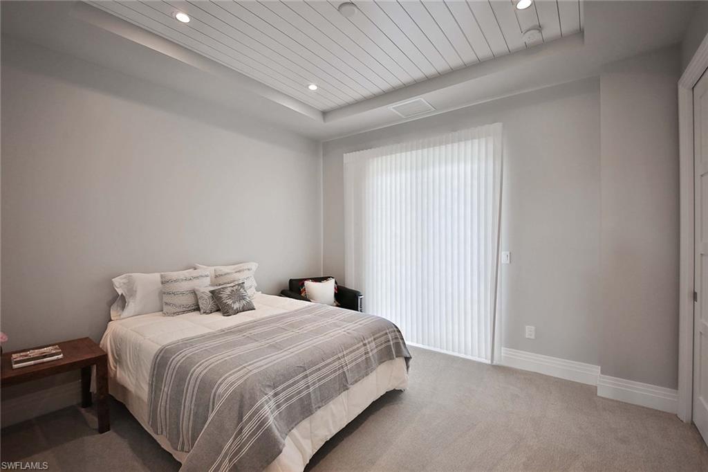 MOORINGS - Residential