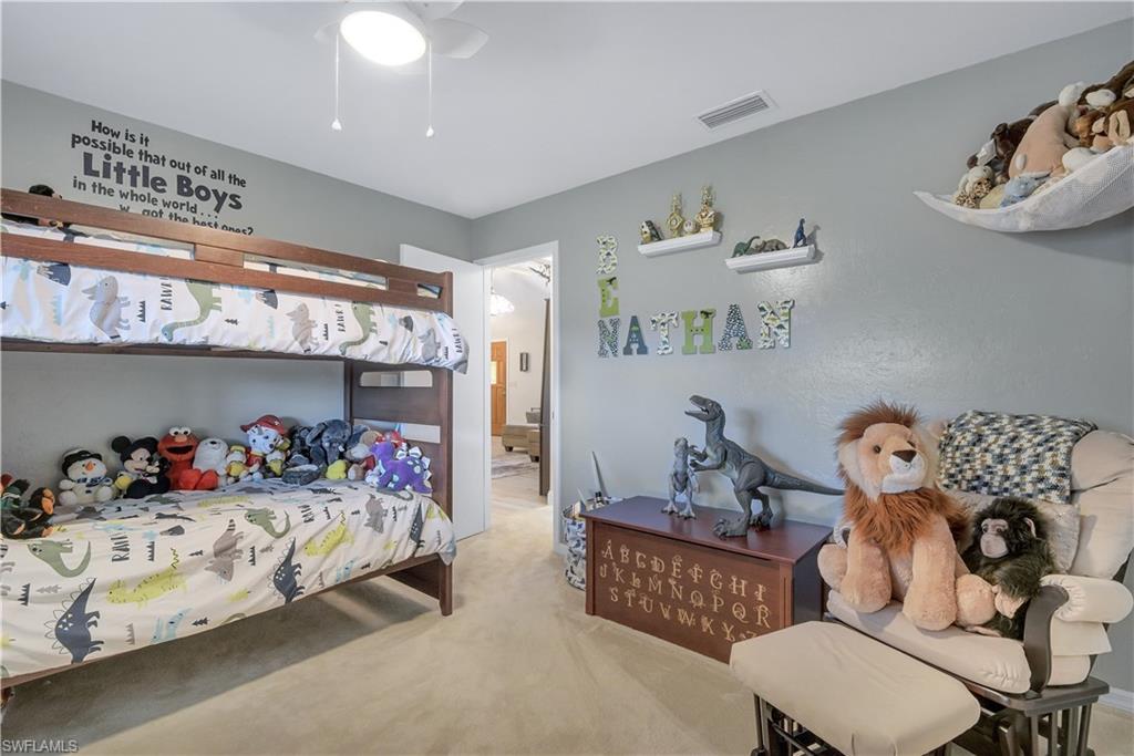 SAN CARLOS PARK - Residential