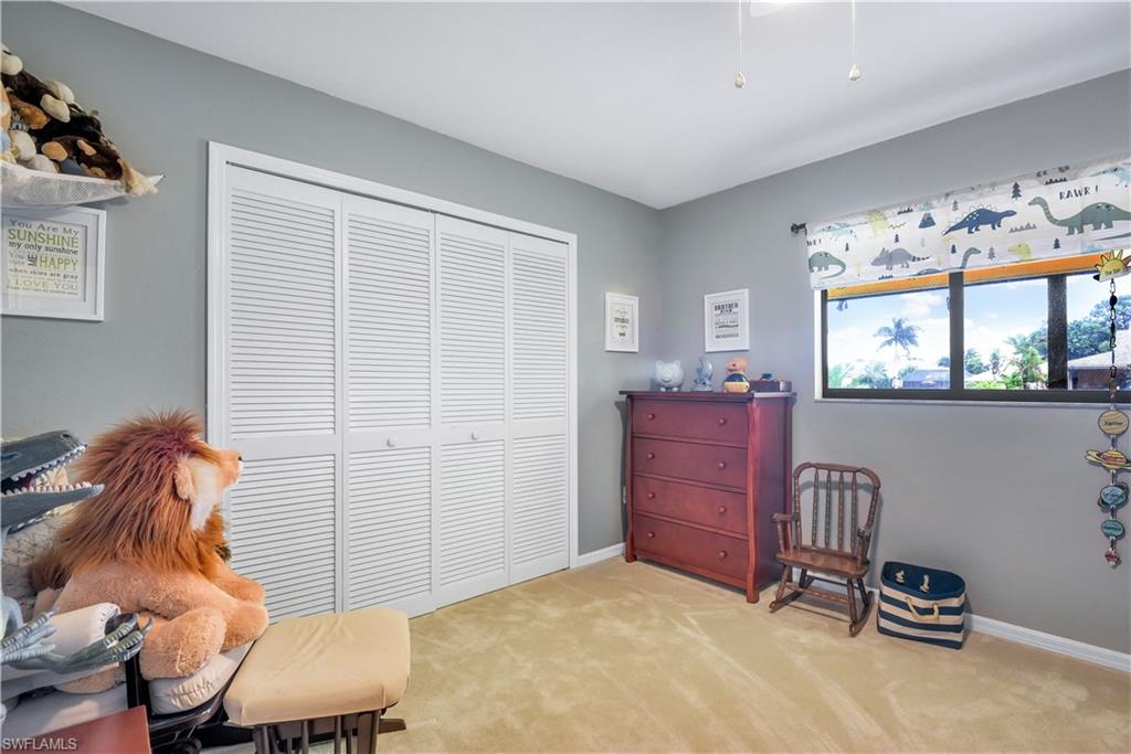 SAN CARLOS PARK - Residential