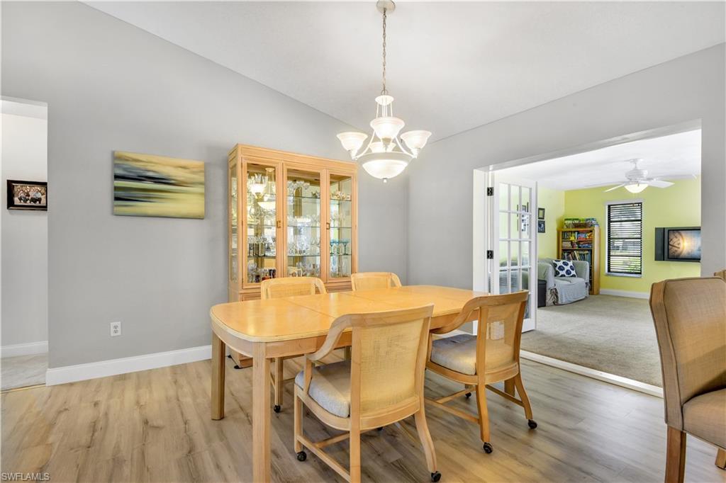 SAN CARLOS PARK - Residential