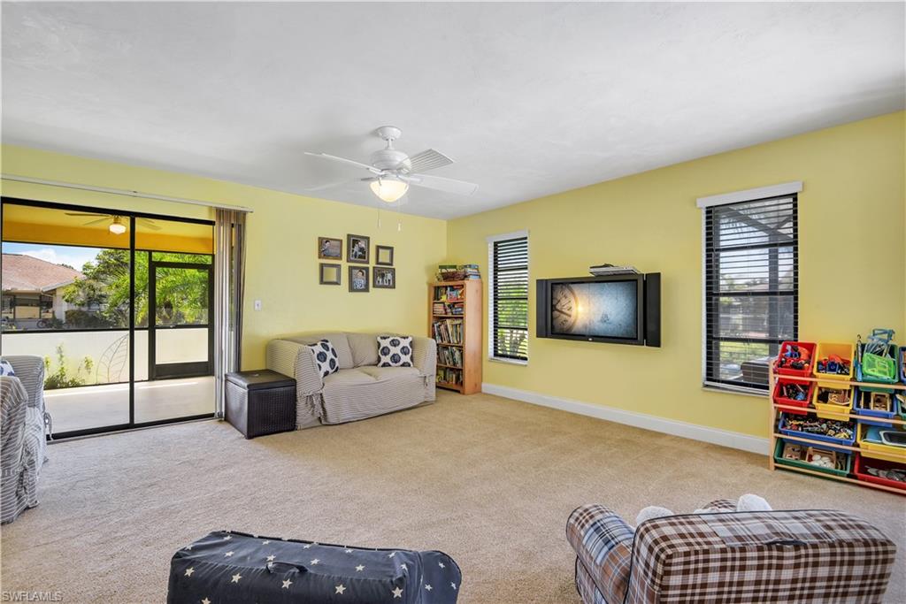 SAN CARLOS PARK - Residential