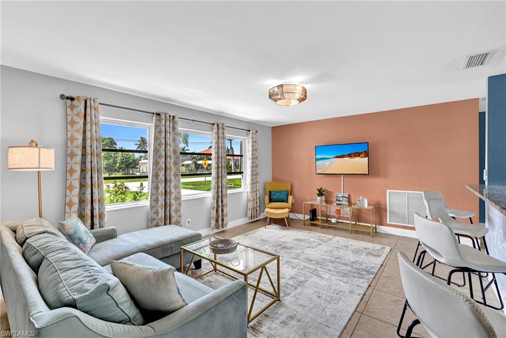 YACHT CLUB - Residential