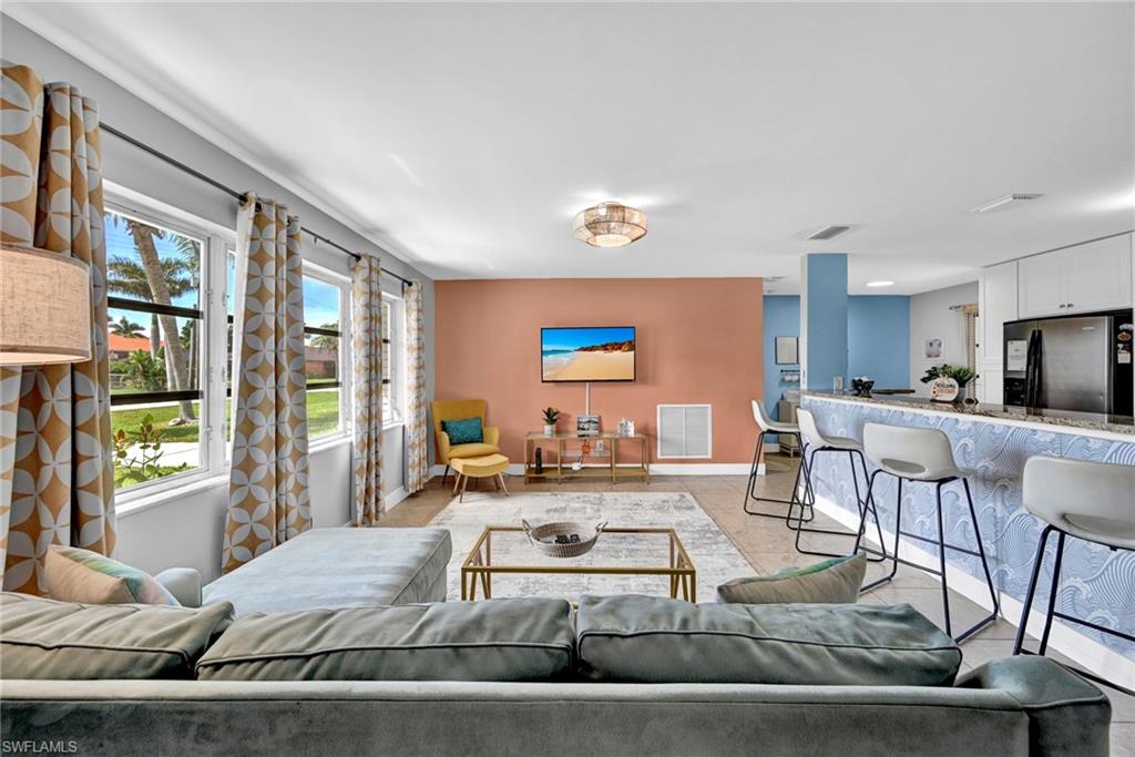 YACHT CLUB - Residential