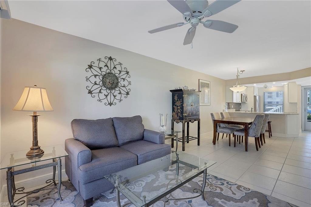 SMOKEHOUSE BAY CLUB - Residential