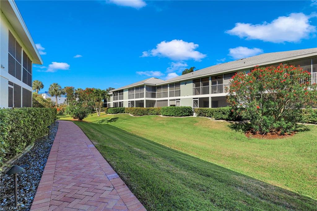 SMOKEHOUSE BAY CLUB - Residential