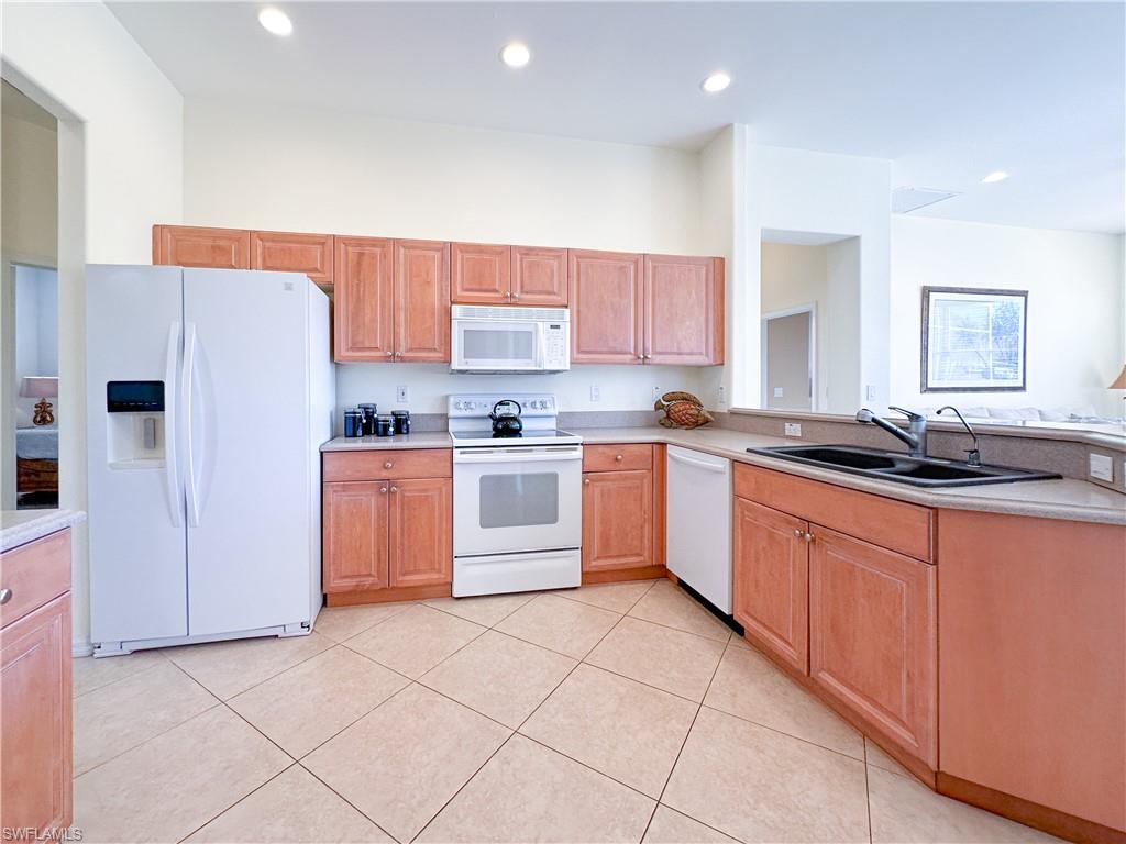 WATERWAYS OF NAPLES - Residential