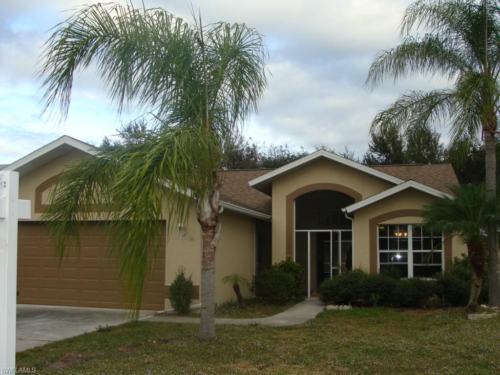 ISLANDS AT THREE OAKS - Residential