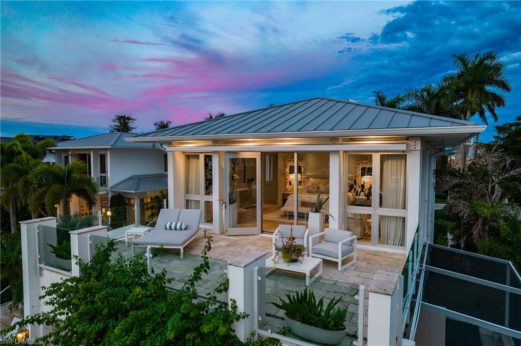 ROYAL HARBOR - Residential