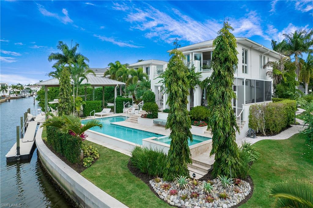 ROYAL HARBOR - Residential