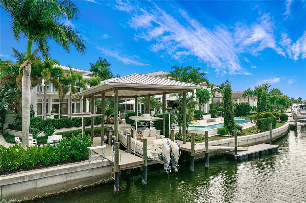 ROYAL HARBOR - Residential