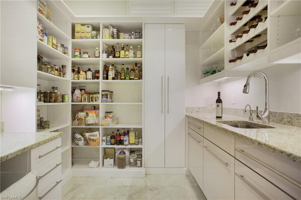 ROYAL HARBOR - Residential