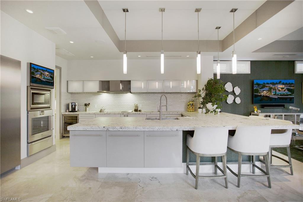 ROYAL HARBOR - Residential