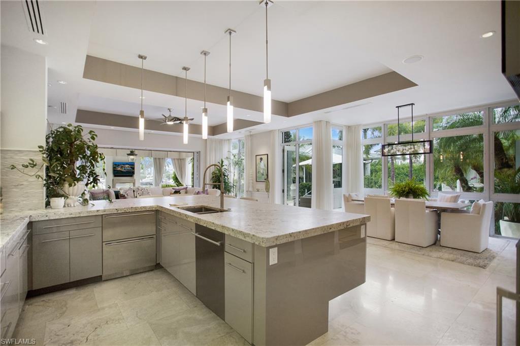 ROYAL HARBOR - Residential