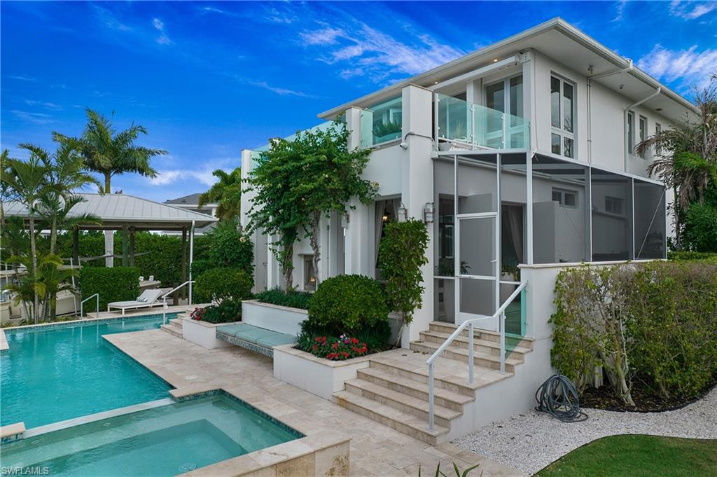 ROYAL HARBOR - Residential