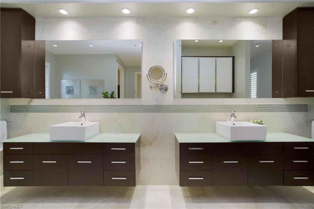 ROYAL HARBOR - Residential