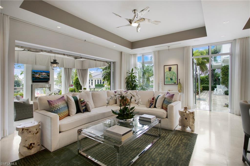 ROYAL HARBOR - Residential