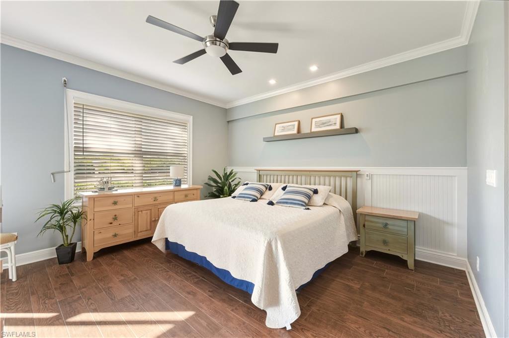 SUNSET CAY VILLAS - Residential