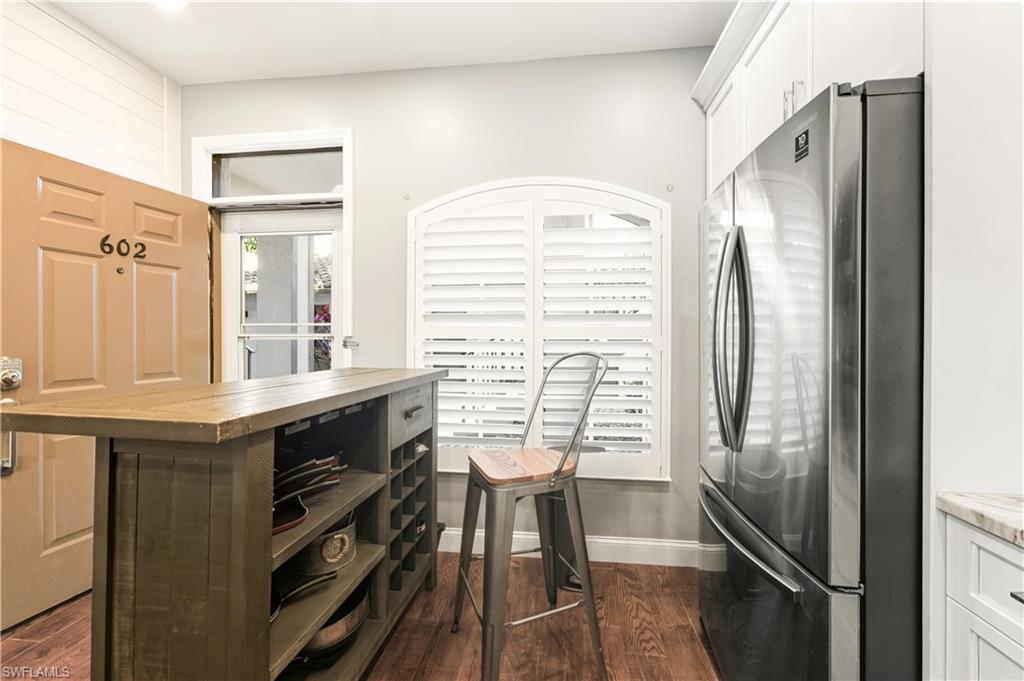 SUNSET CAY VILLAS - Residential