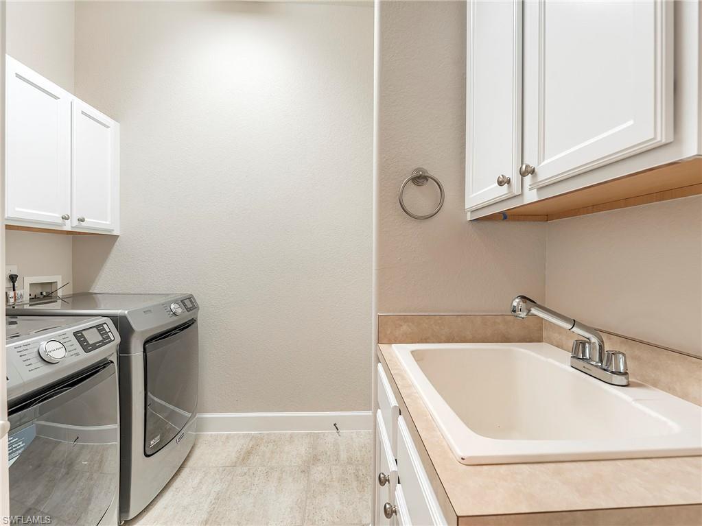 ABBEY ROW - Residential