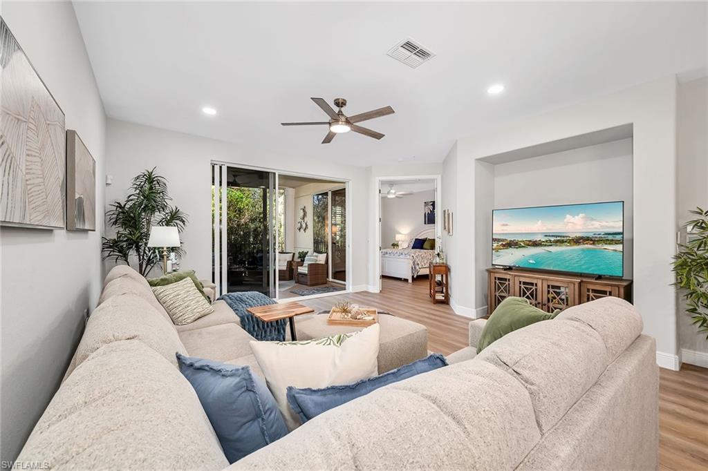 4843 Hampshire CT 2-103