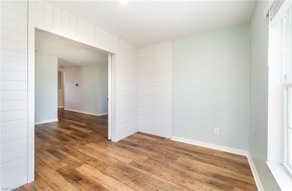 MIRROR LAKES - Residential Lease