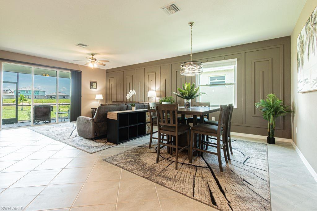 HAMPTON LAKES - Residential