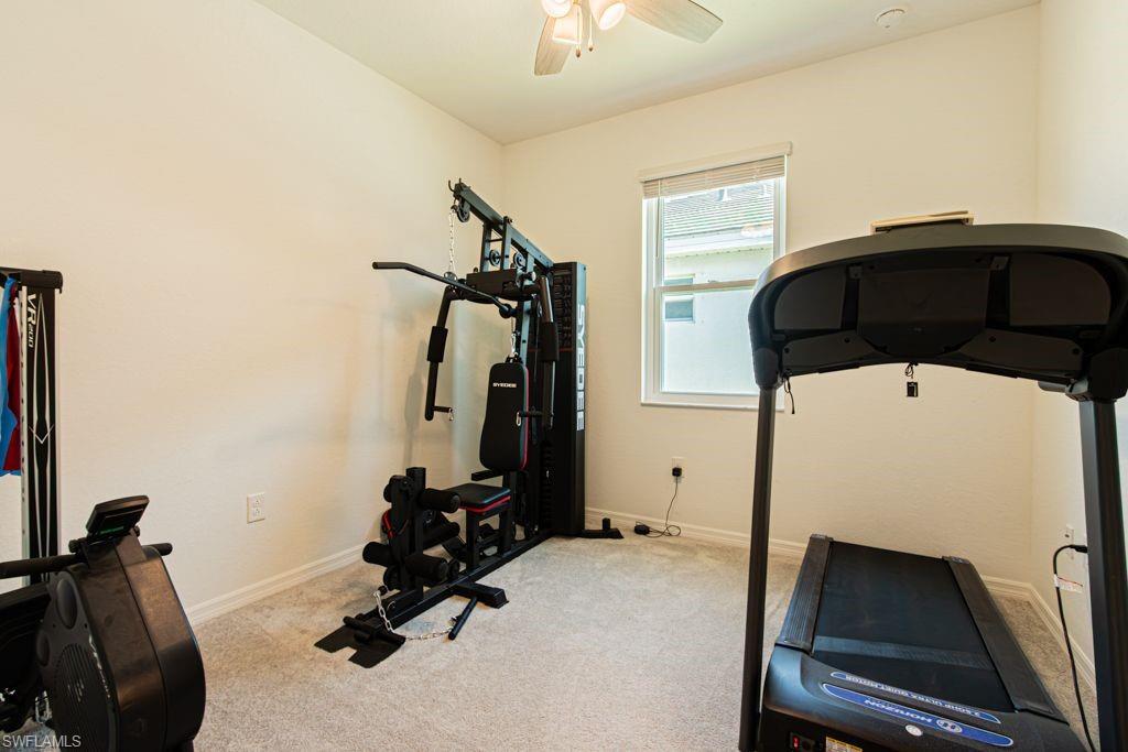 HAMPTON LAKES - Residential