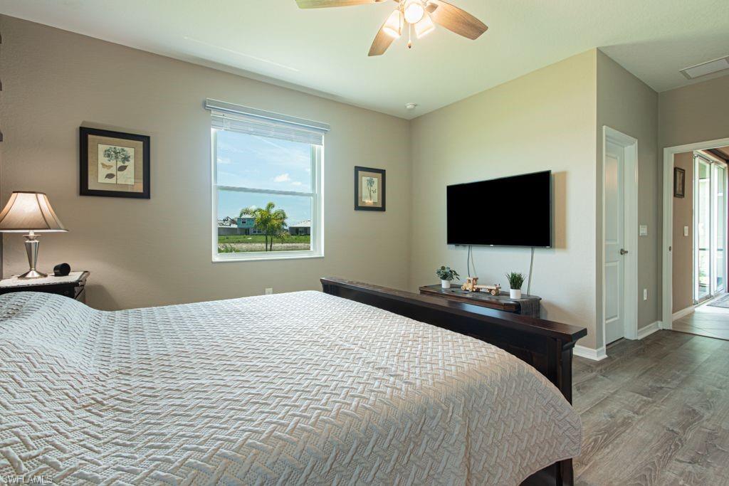 HAMPTON LAKES - Residential