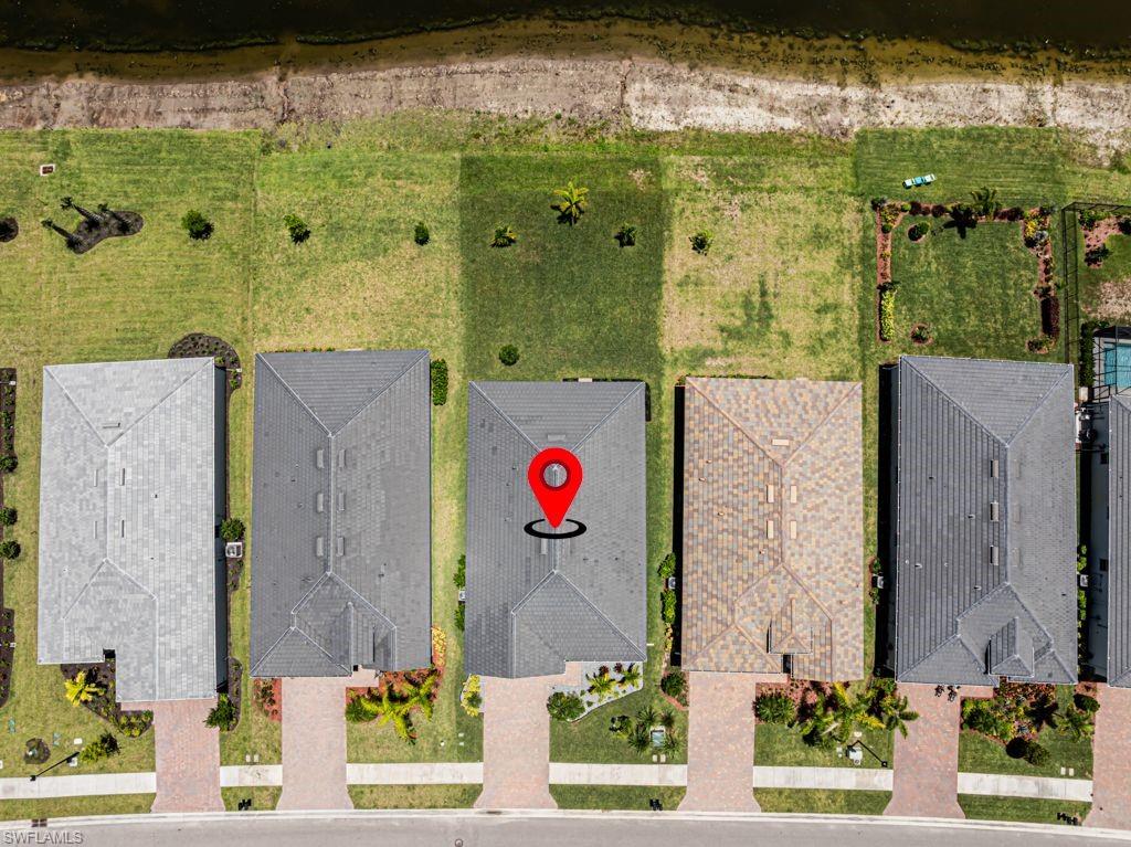 HAMPTON LAKES - Residential