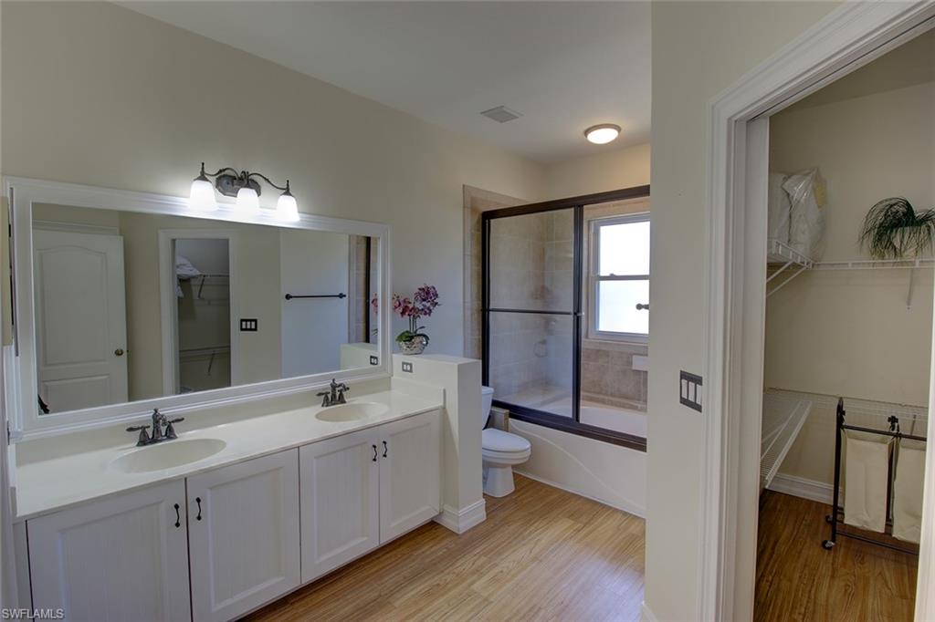 NAPLES PARK - Residential