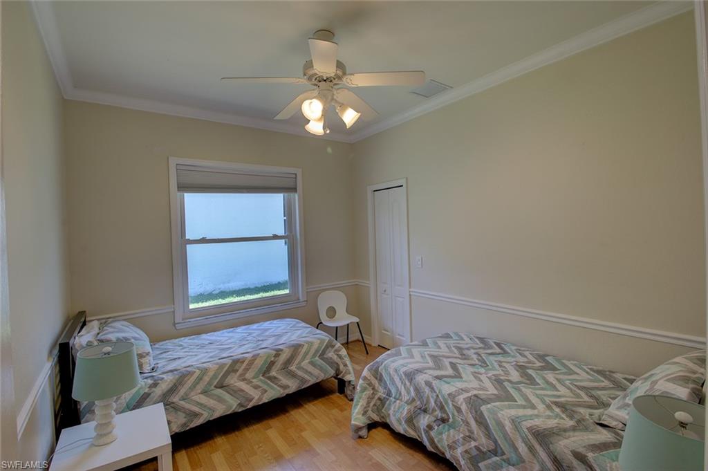 NAPLES PARK - Residential