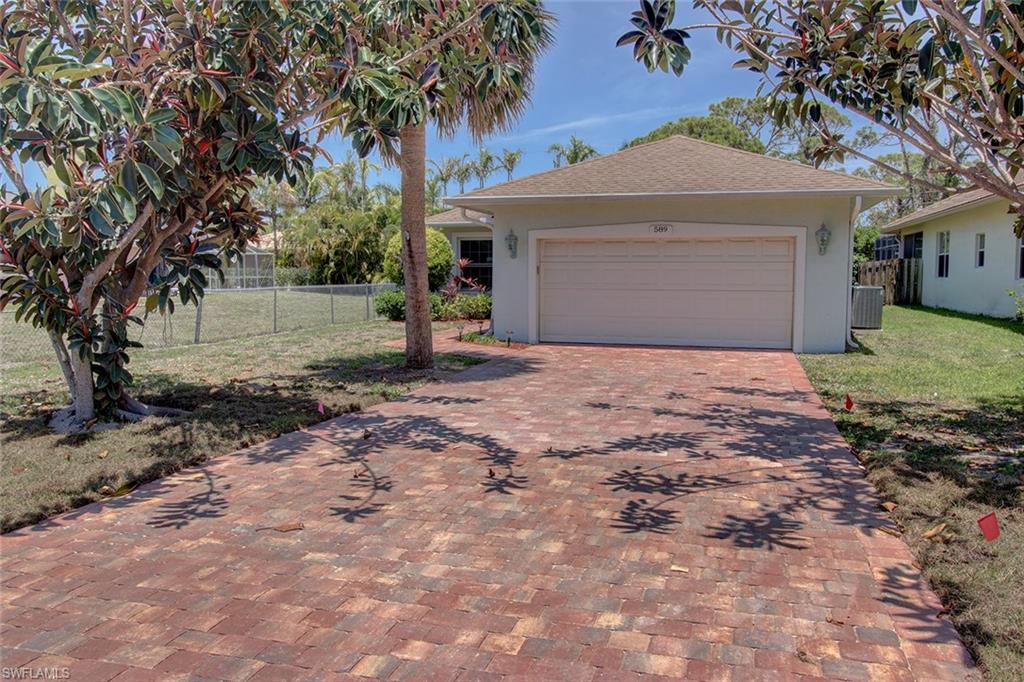 NAPLES PARK - Residential