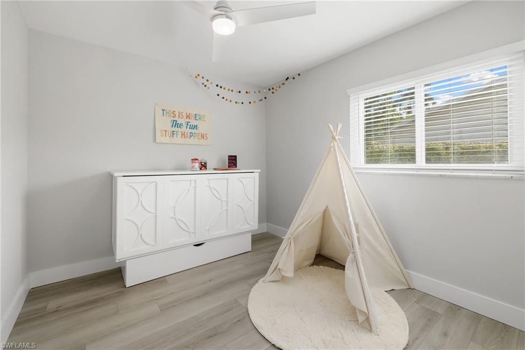 WESTLAKE - Residential